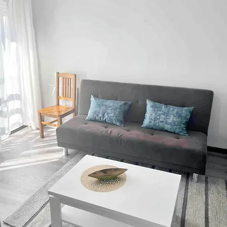 Comfortable In - 55 M² With Private Parking ナザレ