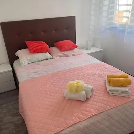 アパート Comfortable In - 55 M² With Private Parking ナザレ