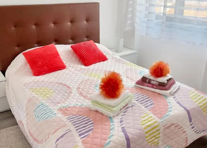 Apartament Comfortable In - 55 M² With Private Parking *