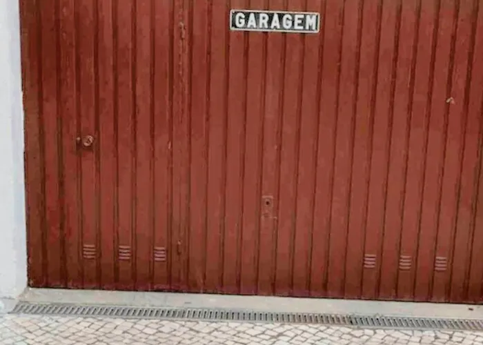 Comfortable In - 55 M² With Private Parking